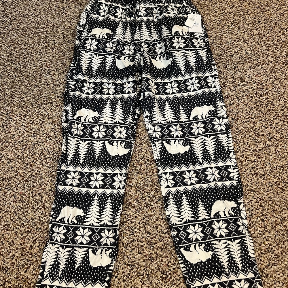 Old Navy Black and White Patterned Pajama Bottoms